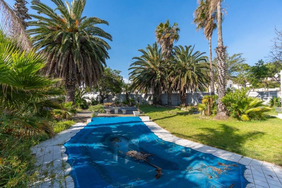 6 Bedroom Property for Sale in Welgelegen Western Cape